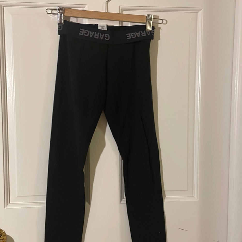 garage leggings